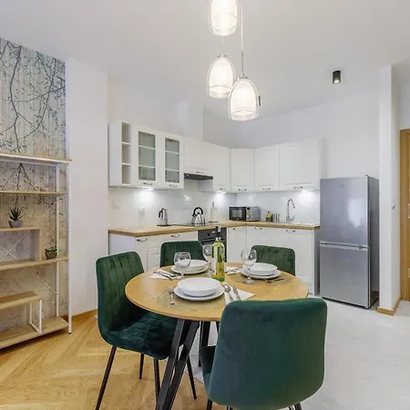 Апартаменты Kornwalia Новы-Тарг